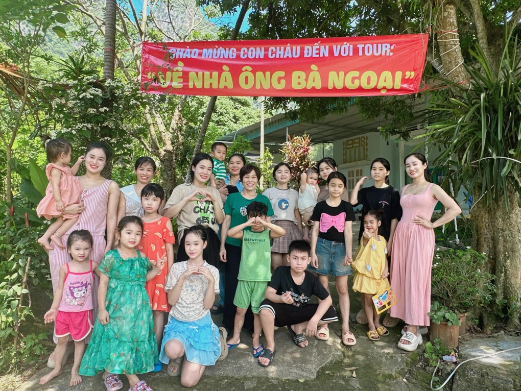 Về nhà ông bà đi!